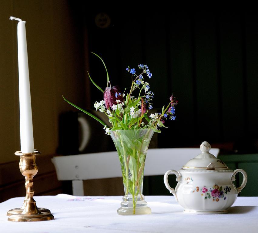 Nästegården Bed&Breakfast Sätuna Exteriör bild