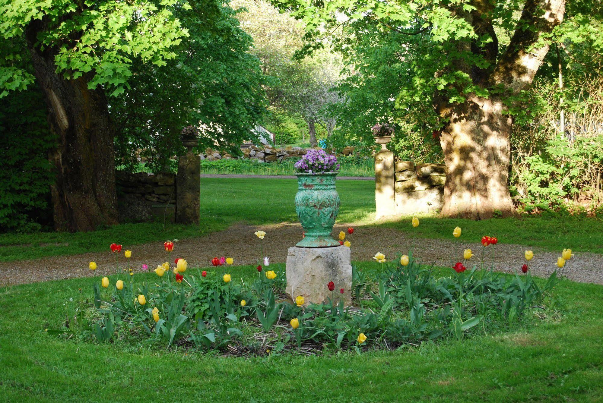 Nästegården Bed&Breakfast Sätuna Exteriör bild